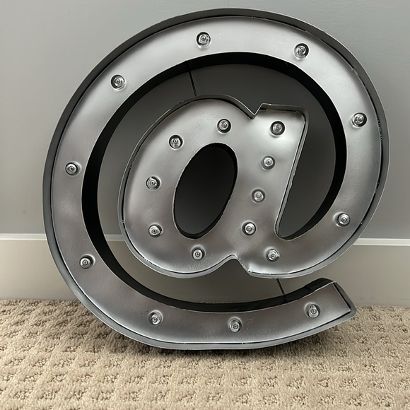 @ sign - Picture 2 of 4